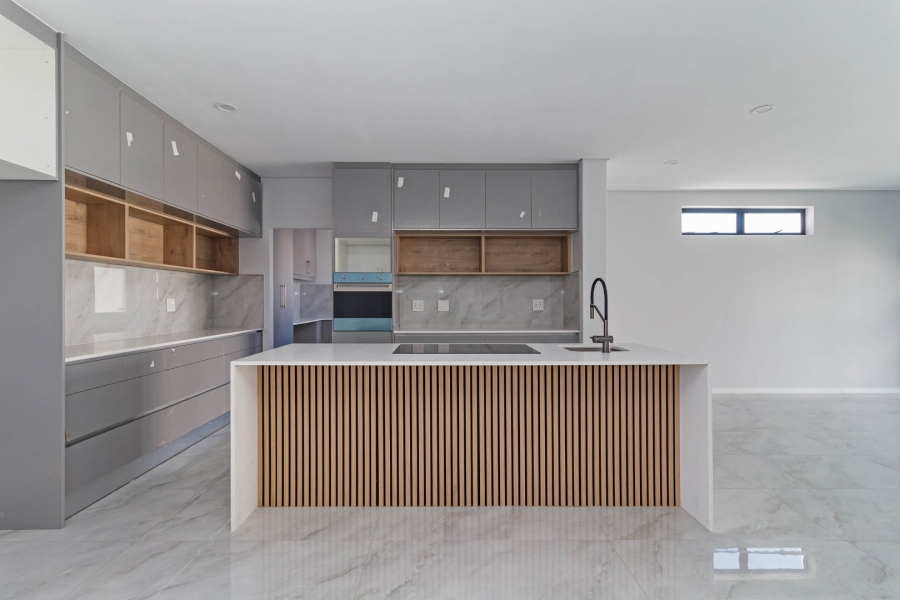 4 Bedroom Property for Sale in Sandown Western Cape